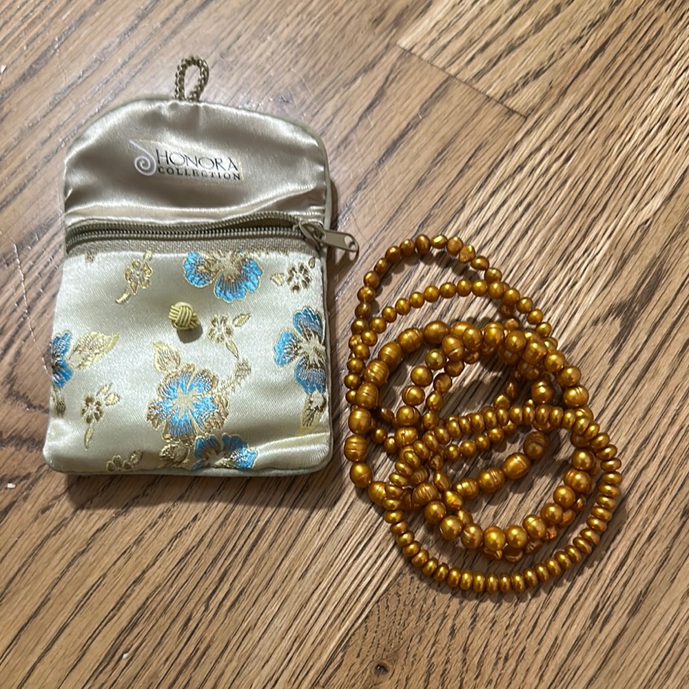 Honora gold/bronze pearl stretch bracelets (6)